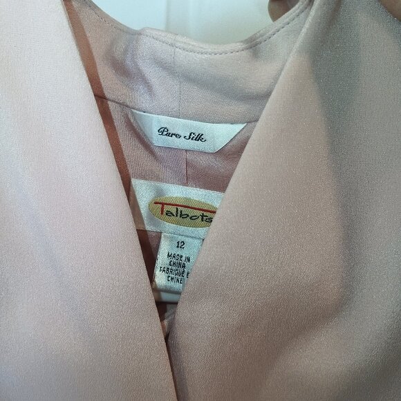 "Pure Silk" Talbots 12 Pink Suit set including top jacket and bottom - Picture 4 of 16